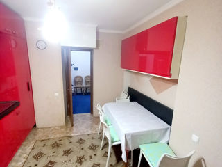 Apartament cu 2 camere, 62 m², Râșcani, Chișinău foto 2