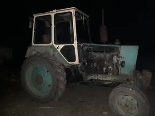 Cumpar tractor MTZ 80-82 din orce an. foto 5