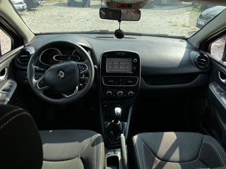 Renault Clio foto 8