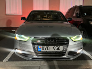 Audi S4 foto 3