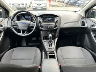 Ford Focus foto 16