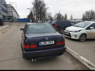 Volkswagen Vento foto 6