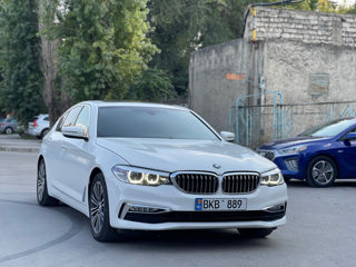 BMW 5 Series foto 3