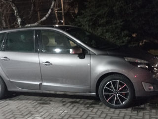 Renault Grand Scenic foto 4