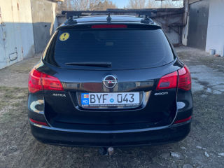 Opel Astra foto 4