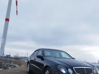 Mercedes E-Class foto 5