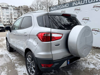 Ford EcoSport foto 2