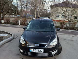 Ford Galaxy foto 1