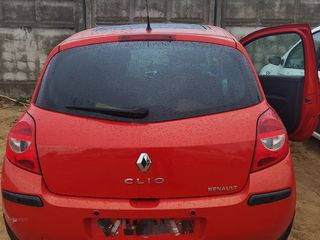 Renault clio foto 2