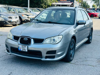 Subaru Impreza foto 1