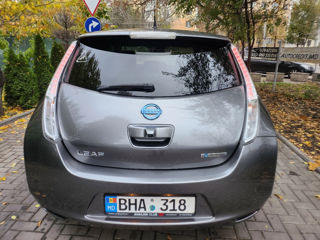 Nissan Leaf foto 8