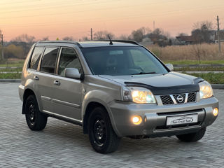 Nissan X-Trail foto 7