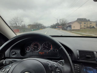 BMW 5 Series foto 7