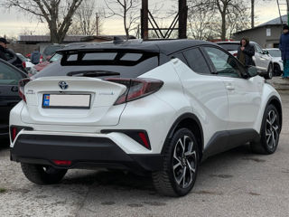 Toyota C-HR foto 3