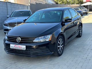 Volkswagen Jetta foto 2