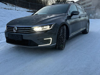 Volkswagen Passat foto 4