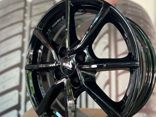 4x100 R16 Platin P95 Black foto 3