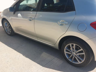 Toyota Auris foto 2