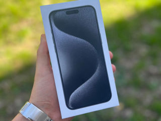 Vând iPhone 15 Pro Max 512 GB / Garanție Orange Moldova