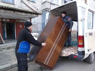 Приму в дар диван. вывезу сам бесплатно ненужную мебель и технику Бельцы. foto 4