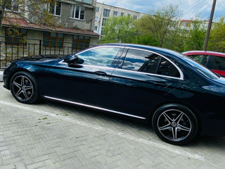 Mercedes E-Class foto 3