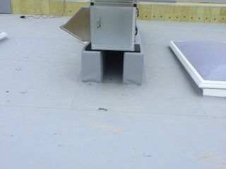 Montarea reparatia acoperisului cu membrane pvc foto 6