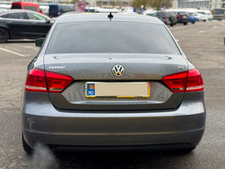 Volkswagen Passat foto 6