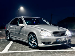 Mercedes C-Class