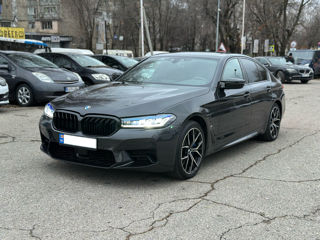 BMW 5 Series foto 3