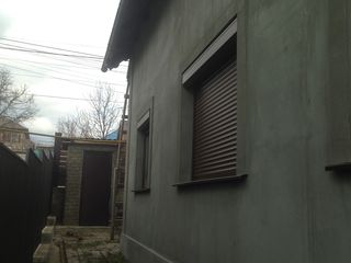 Casa de locuit nouă, în centrul satului Budești. Variantă sură. teren  - 5 ari. foto 4