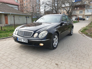 Mercedes E-Class