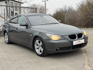 BMW 5 Series foto 2