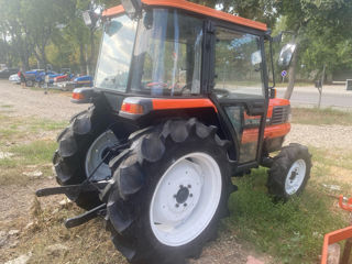 Tractor japonez Kubota GL300D cu freza rotativa foto 4