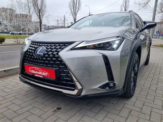 Lexus UX foto 9