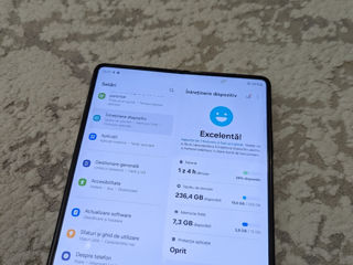 Samsung Galaxy Z Fold 3 foto 3