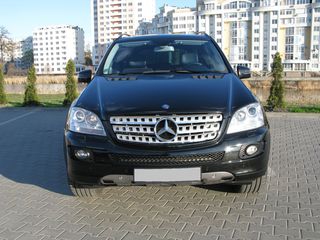 Mercedes ML Class foto 2