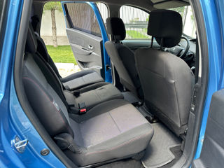 Renault Scenic foto 10