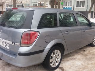 Opel Astra foto 3