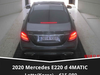 Mercedes E-Class фото 11
