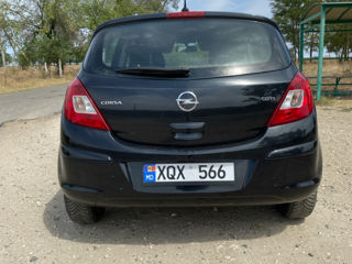 Opel Corsa foto 2