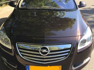 Opel Insignia foto 1