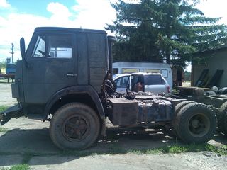 Kamaz motor maz 8+semirem foto 1