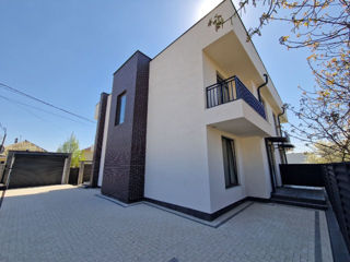 Spre vânzare duplex în 2 nivele 140 mp + 3 ari, în Ialoveni! foto 1