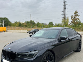 BMW 7 Series foto 1