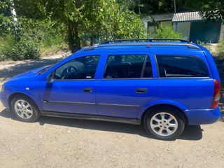 Opel Astra foto 2