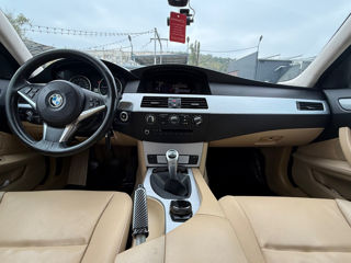 BMW 5 Series foto 8