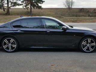 BMW 7 Series foto 4