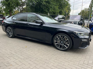 BMW 7 Series foto 7