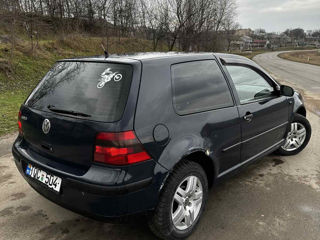 Volkswagen Golf foto 2