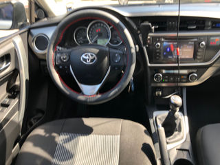 Toyota Auris foto 11